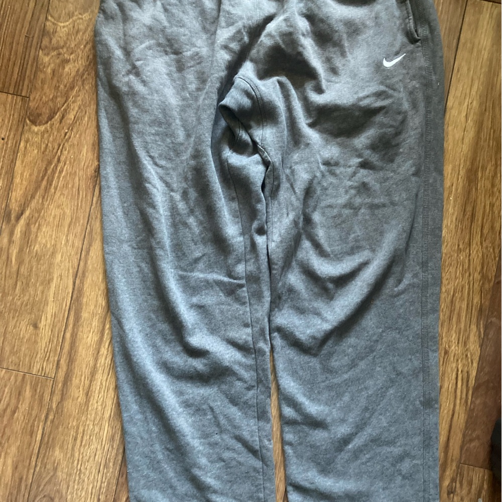Nike Heather Gray Joggers - Picture 2 of 5